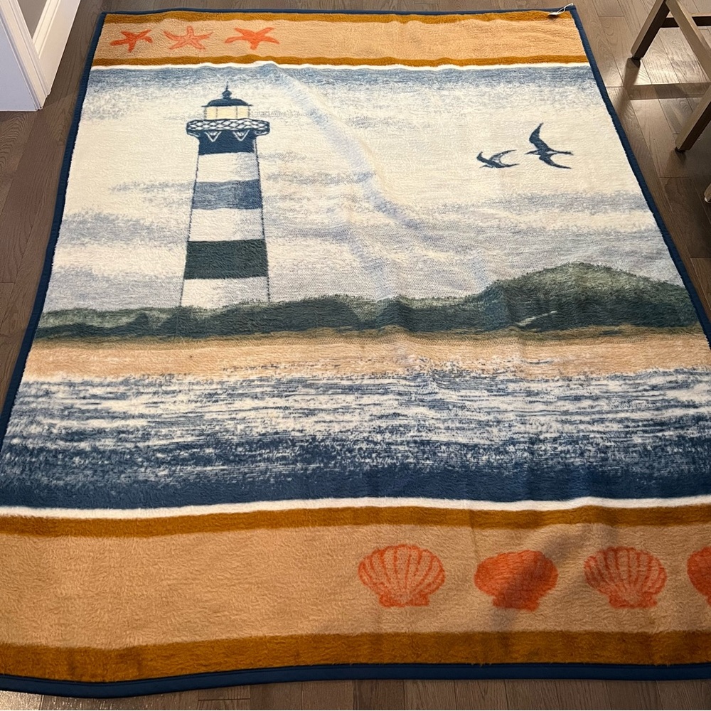 Biederlack reversible throw blanket